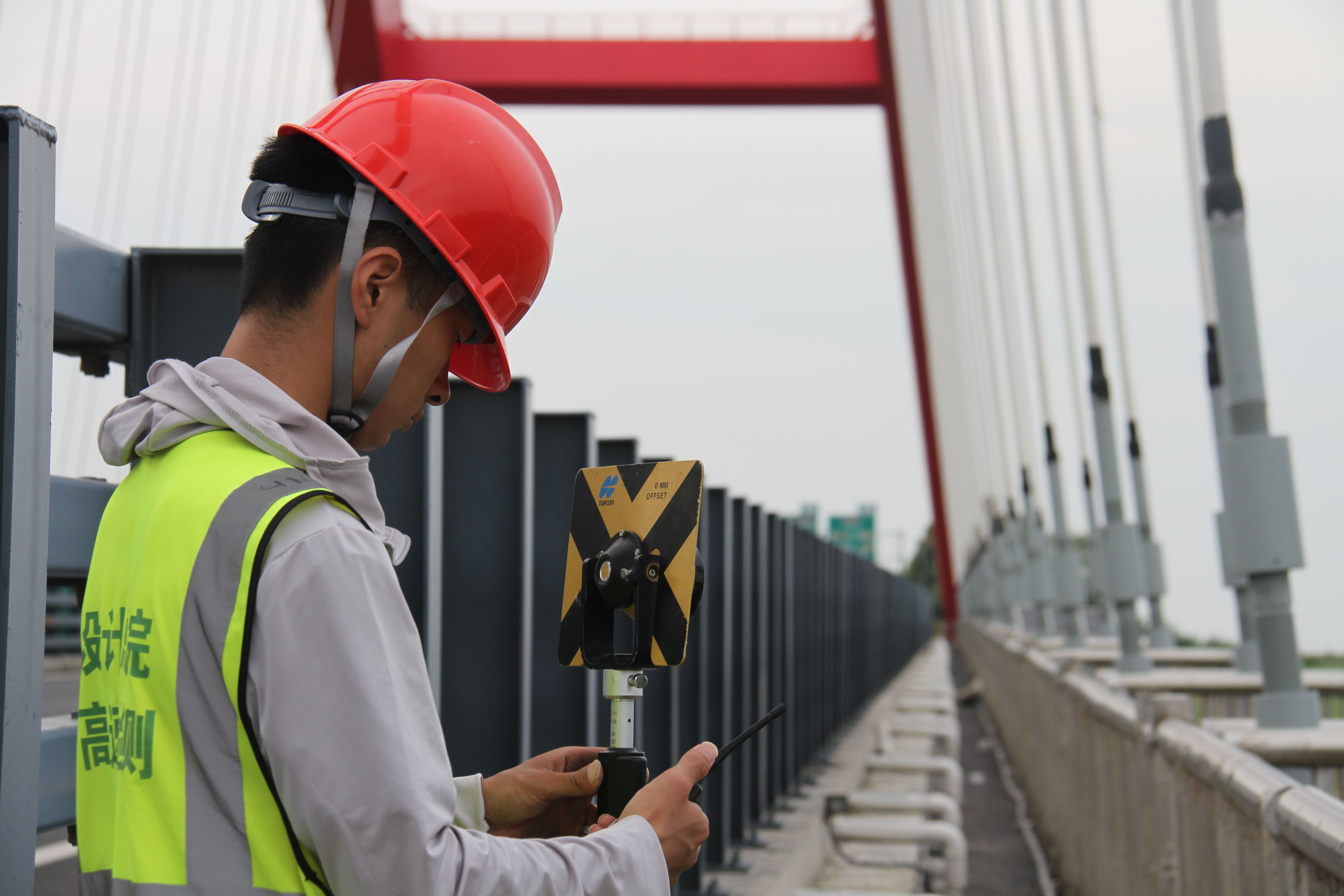 桥面线形测量_副本.jpg 桥面线形测量_副本.jpg